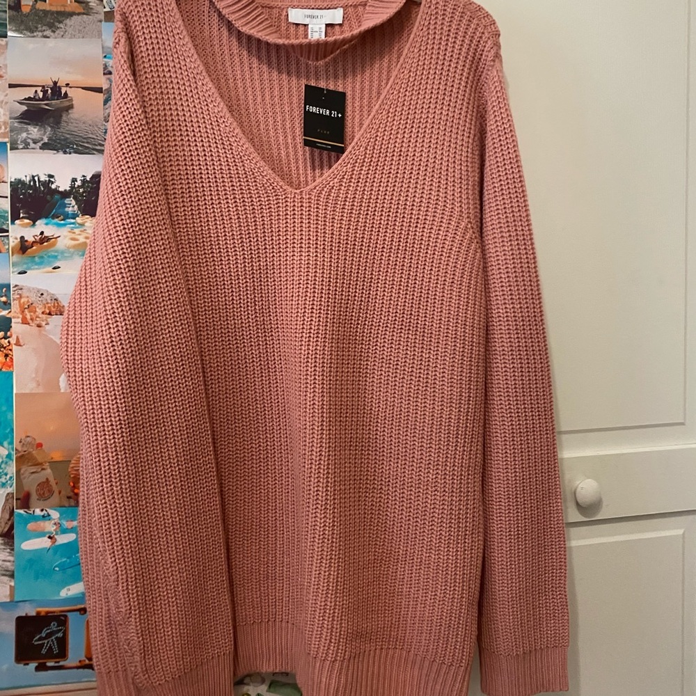 BRAND NEW PINK KNIT SWEATER